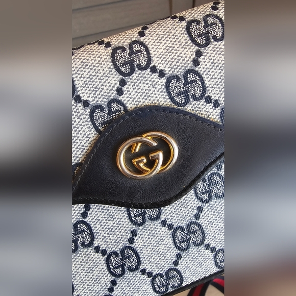 Authentic GUCCI Monogram GG Navy Blue Waist Bag or Crossbody - Picture 7 of 15